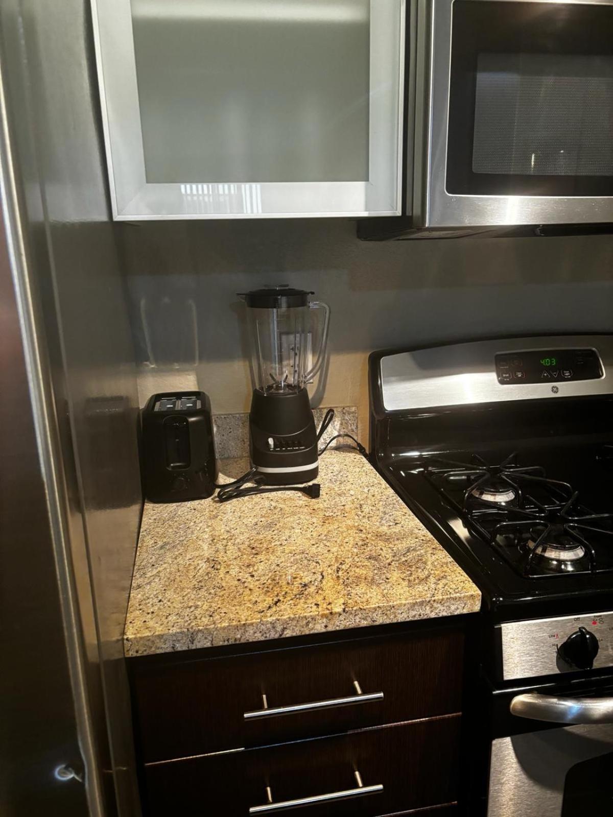 Sweet Studios Universal Loft Free Parking And Wifi Лос Анджелис Екстериор снимка